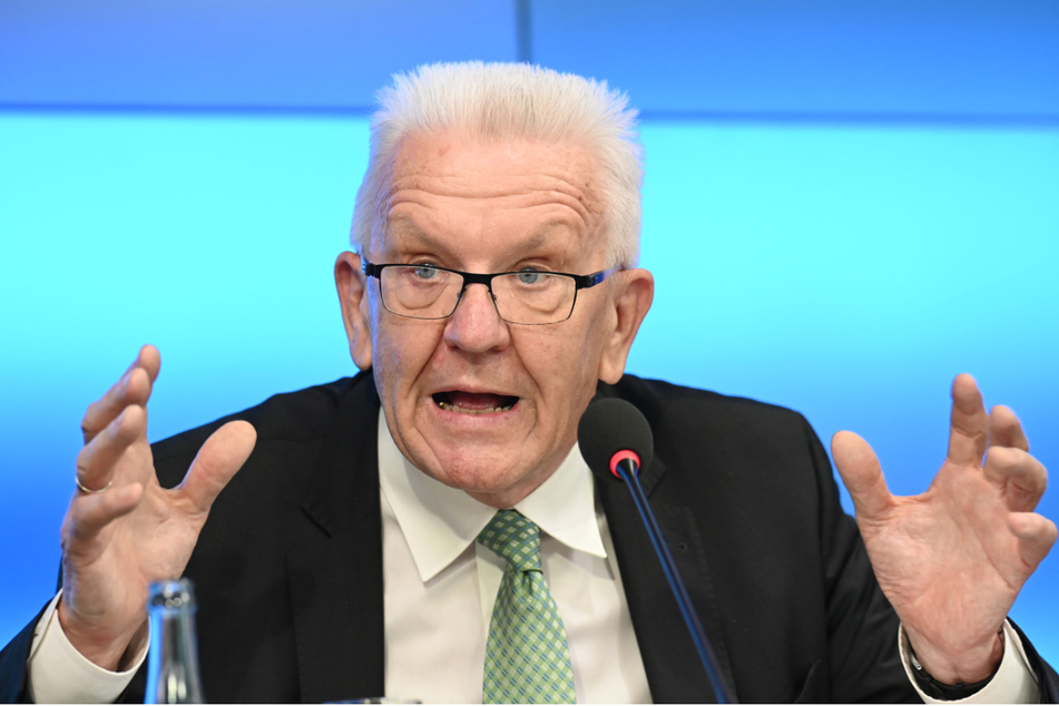 Baden-Württembergs Ministerpräsident Winfried Kretschmann (73, Grüne) kennen 92 Prozent aller Befragten.