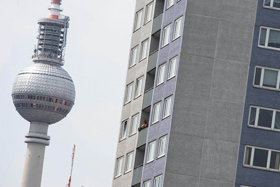 Das rot-rot-grün regierte Land Berlin startet eine Bundesratsinitiative, um die Mietpreisbremse nachzubessern.