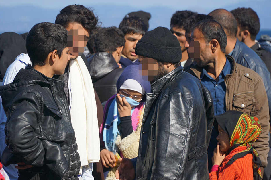 Vor allem die männlichen Flüchtlinge machen den Anwohnern in Hövelhof Sorgen.