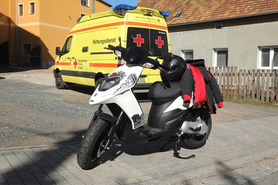 Der Motrorroller sieht so aus, als sei nichts passiert, doch der Schein trügt.