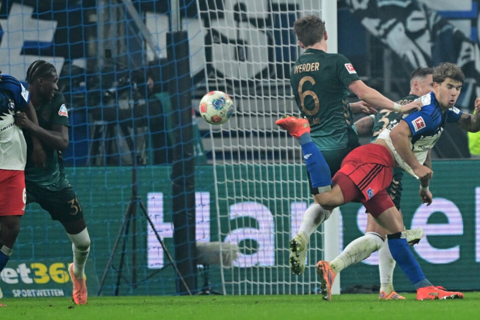 HSV-Blog: Irrer Hacken-Treffer von Vuskovic für "Tor des Monats" nominiert