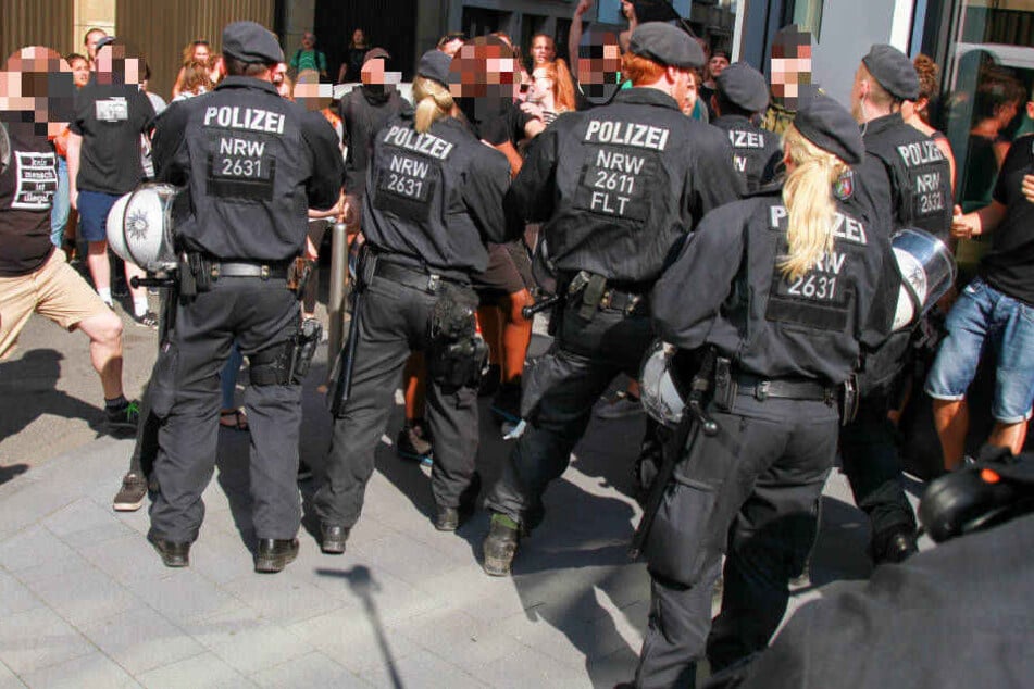 Die Lage am Breslauer Platz eskaliert.