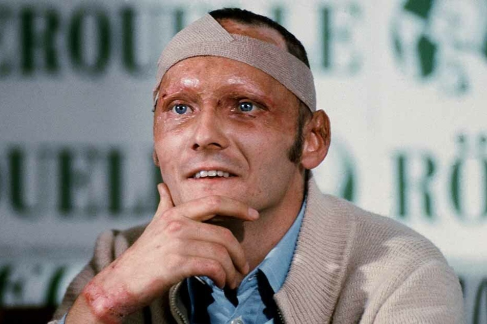 Legendär wurde Lauda durch den Horror-Unfall 1976 auf dem Nürburgring und seine Rückkehr nach nur 42 Tagen.