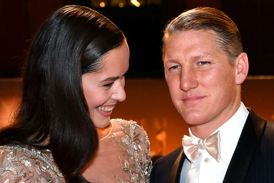 Bastian Schweinsteiger und seine Ana. Beide genießen momentan ihr Leben in Chicago. Ana erwartet demnächst ihr zweites Kind.