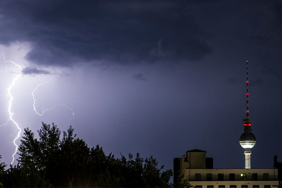 Wie stark das Unwetter in Berlin ist, kann der Deutsche Wetterdienst noch nicht sagen. (Symbolbild)