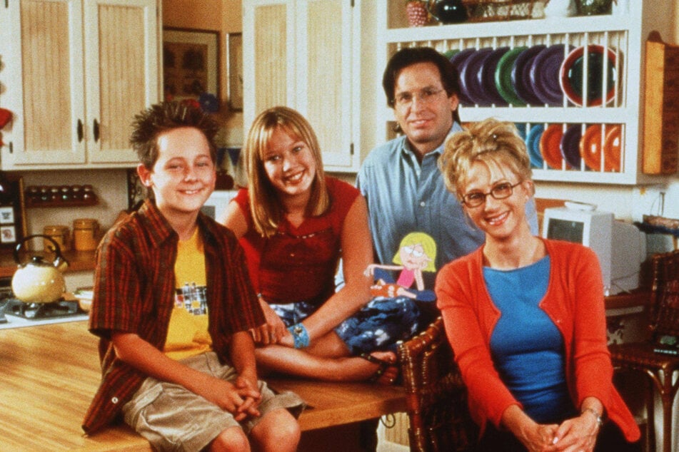 Carradine starred as Lizzie McGuire's dad on the hit Disney Channel comedy series.