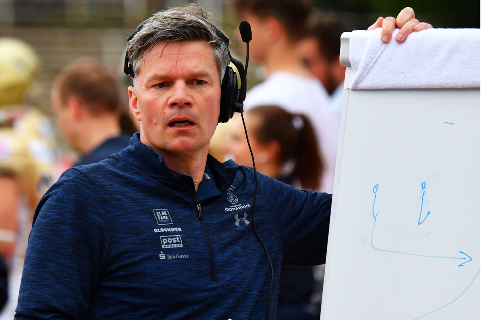 Coach Ulrich Däuber (51) findet hoffentlich die richtige Taktik für seine Jungs.