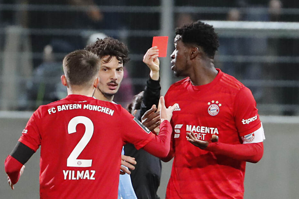 Rote Karte für Kwasi Okyere Wriedt (r.), Philipp Hosiner (m).