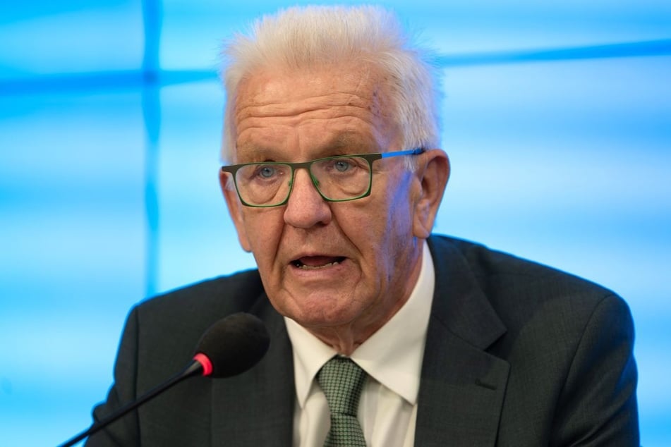 Winfried Kretschmann (77, Grüne) meldet sich nach Bekanntwerden des Fauxpas erstmals zu Wort. (Archivbild)