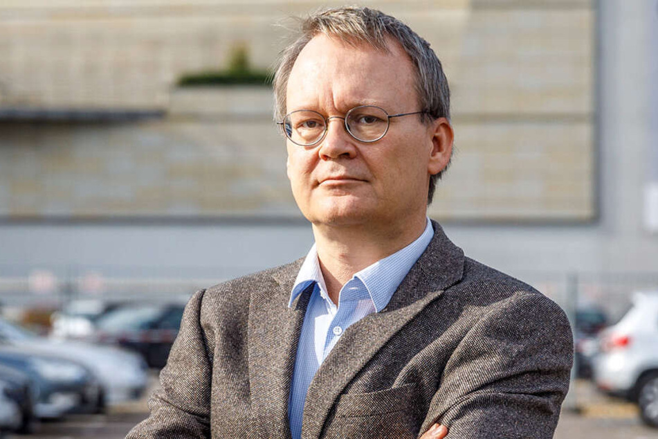 Stadtrat Tilo Wirtz (52, Linke) überprüft jeden Straßennamen auf Verwicklungen zur Nazi-Zeit.