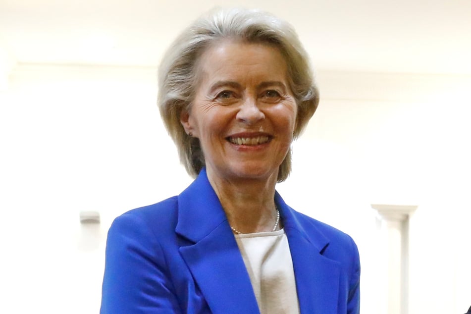 EU-Kommissionspräsidentin Ursula von der Leyen (67, CDU) hat gute Nachrichten für die Ukraine.