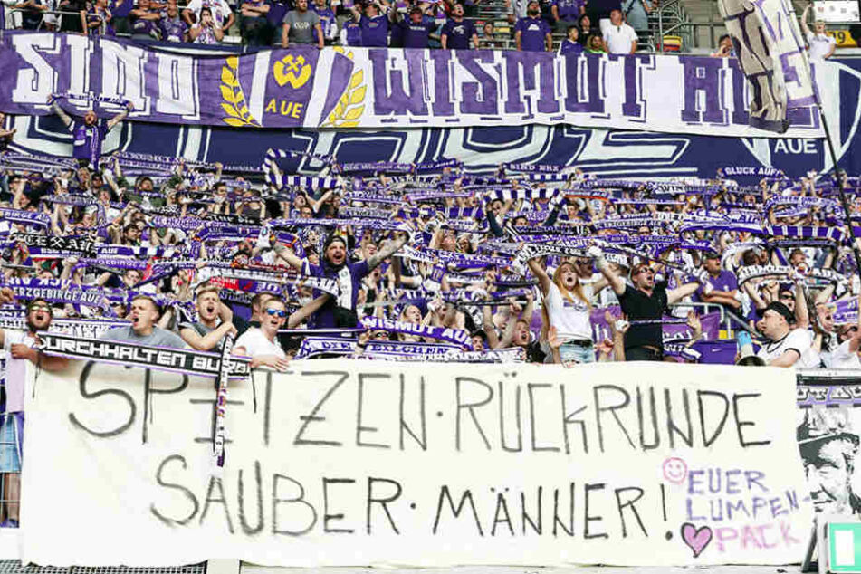 Der Dank der Auer Fans an ihr Team: „Spitzenrückrunde - Sauber Männer!“