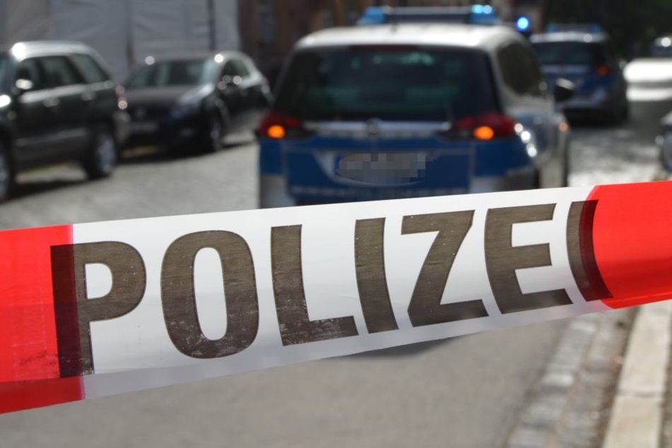 Nach der Attacke flüchtete die Frau noch ins Treppenhaus. (Symbolbild)
