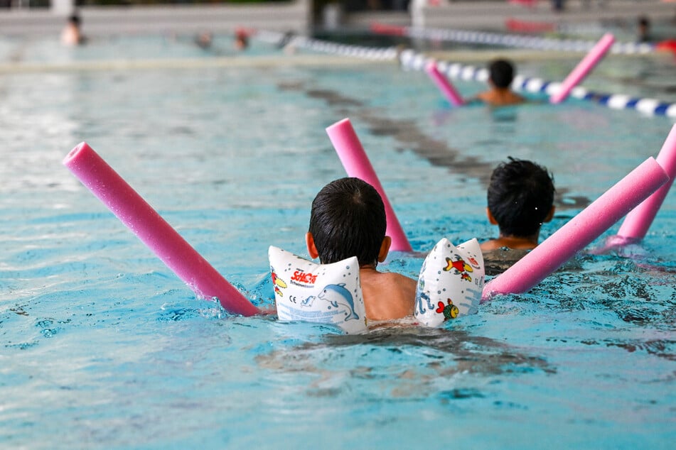 Wieder mehr Schwimmabzeichen in NRW, doch positiver Trend täuscht