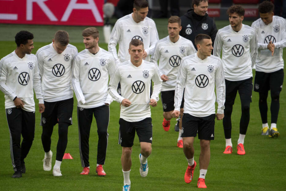 Am Samstag wurde trainiert ... Toni Kroos (vorne) in Aktion beim Training!