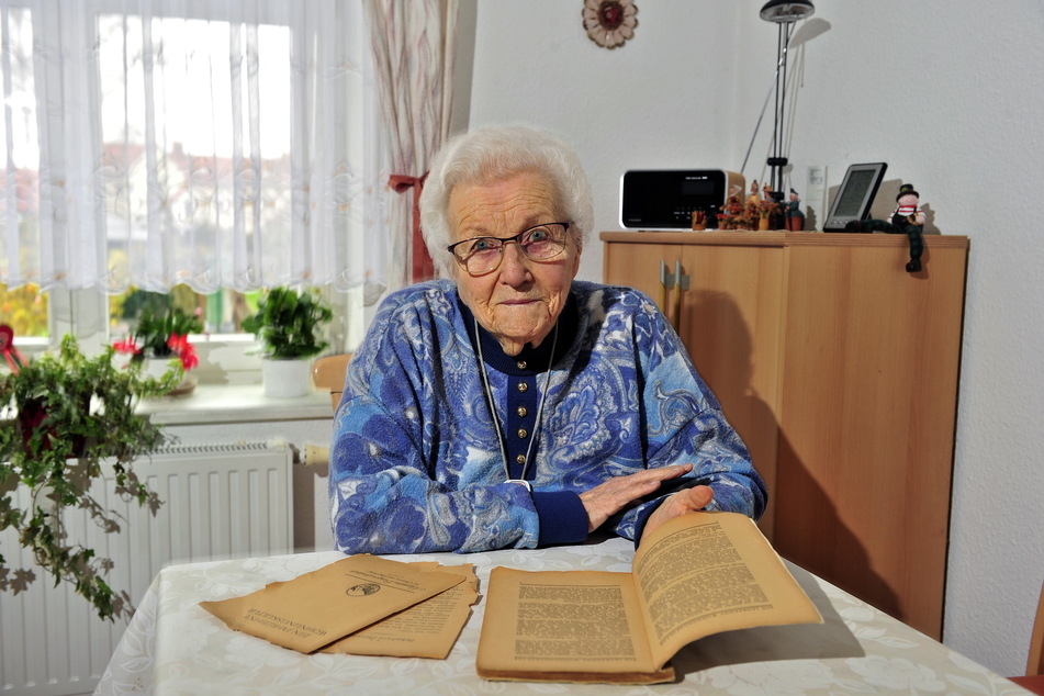 Die Nachbarin Elfriede Ittner (94) wurde selbst in der Gartenstadt geboren und freut sich schon auf das erste Stück Kuchen.