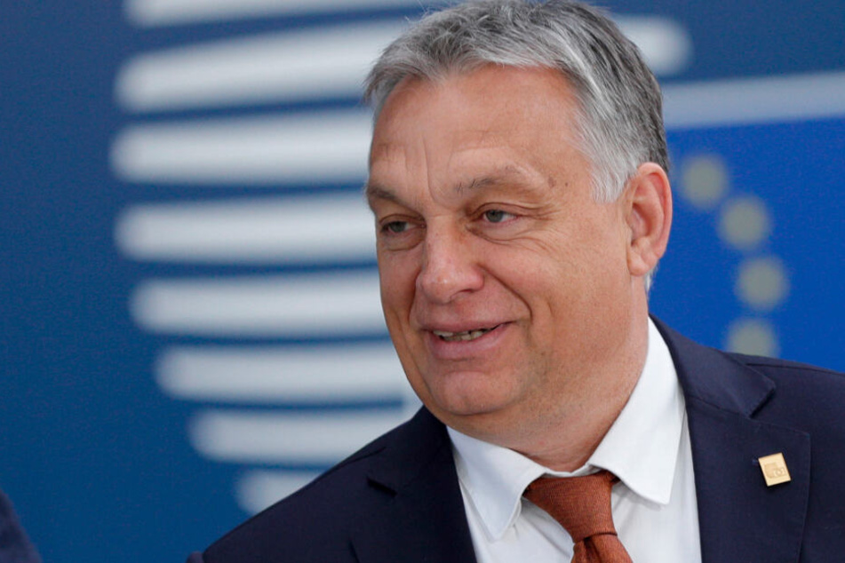 Viktor Orban, Ministerpräsident von Ungarn, sagte Erdogan die Unterstützung seiner Regierung zu.