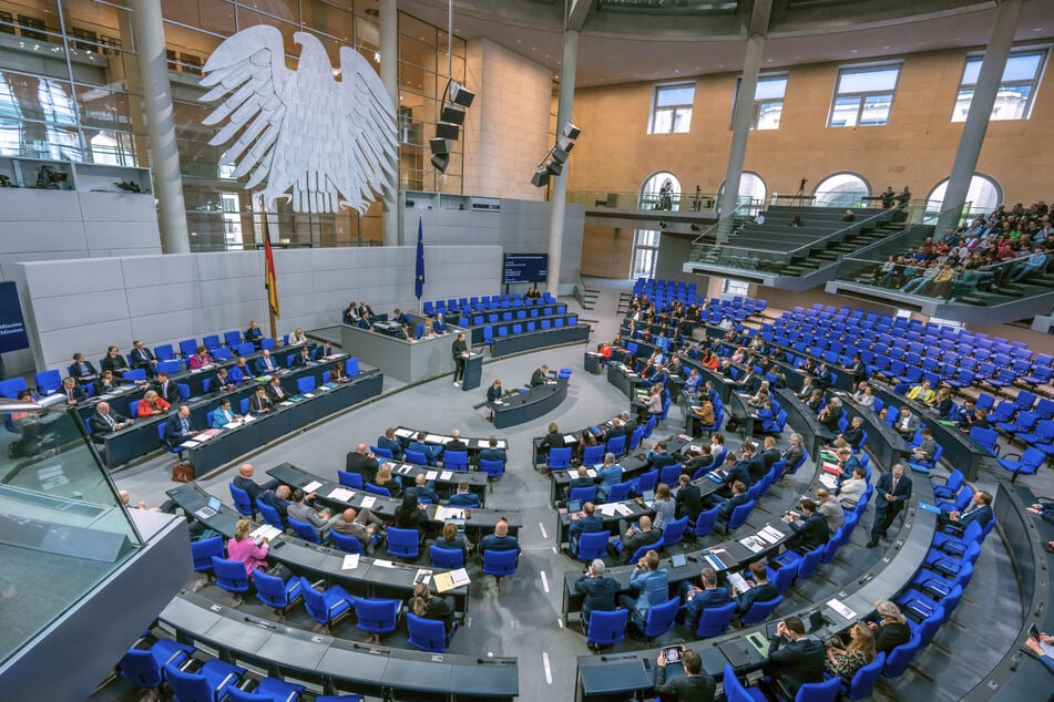 Für die 630 Bundestagsabgeordneten gibt es wohl vorerst nicht mehr Geld.