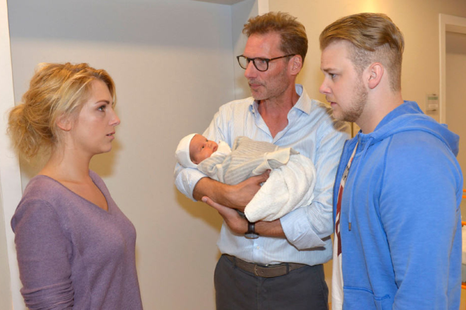 Lilly, Jonas und Alex müssen um Maren bangen.