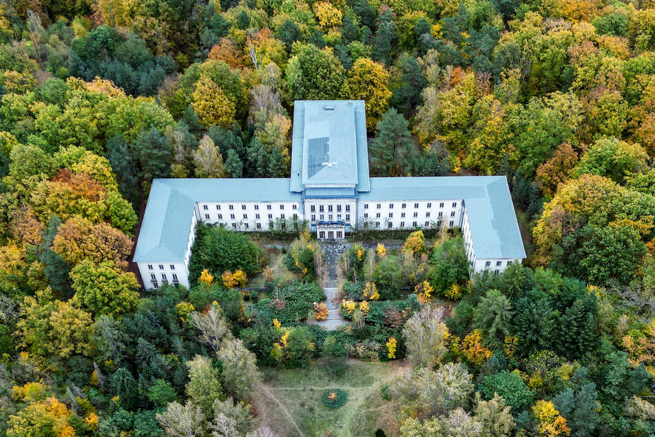 Auf dem Gelände baute sich NS-Propagandaminister Joseph Goebbels (1897-1945) eine Villa, zu DDR-Zeiten gab es dort eine Hochschule. (Archivbild)