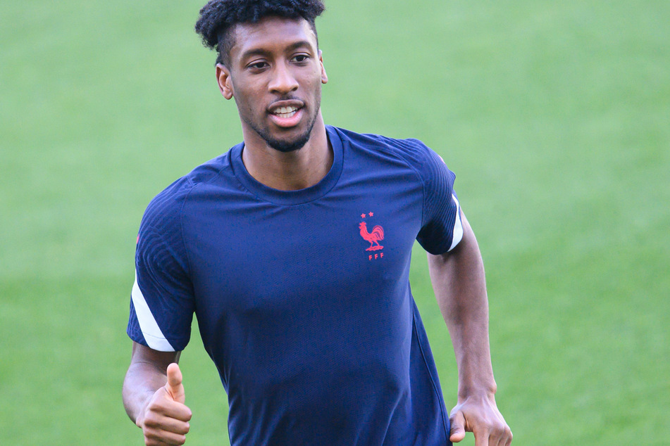 Kingsley Coman (25) vom FC Bayern München könnte im Hinblick auf eine Verpflichtung des Brasilianers Antony (21) eine Rolle spielen.