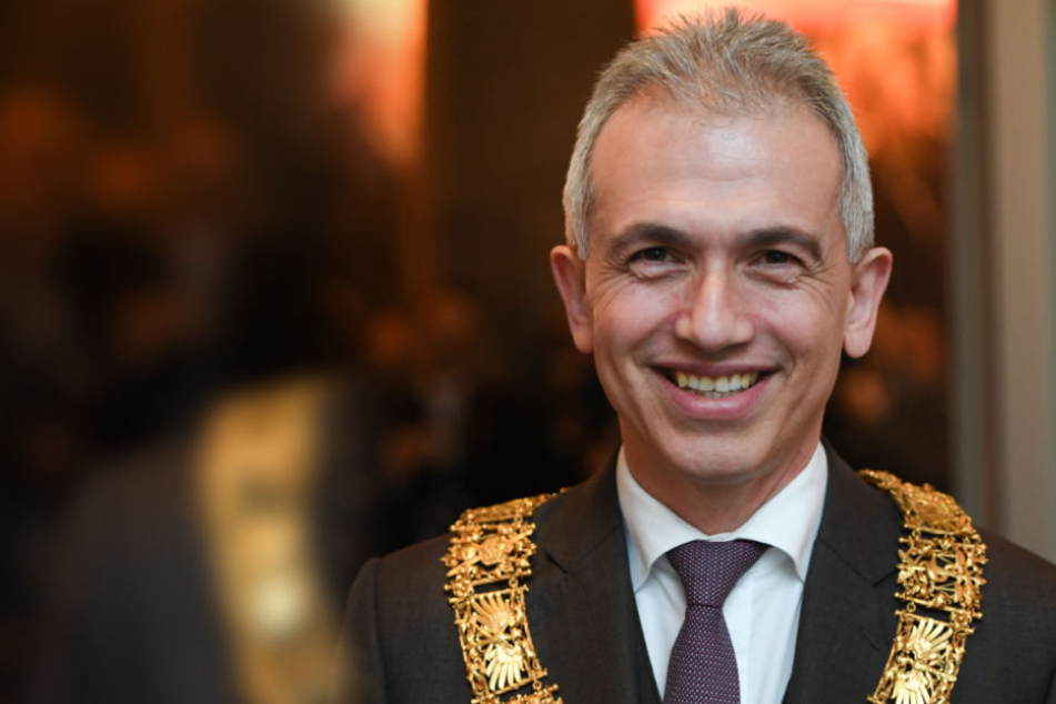 Die goldene Amtskette durfte bei der Vereidigung nicht fehlen.
