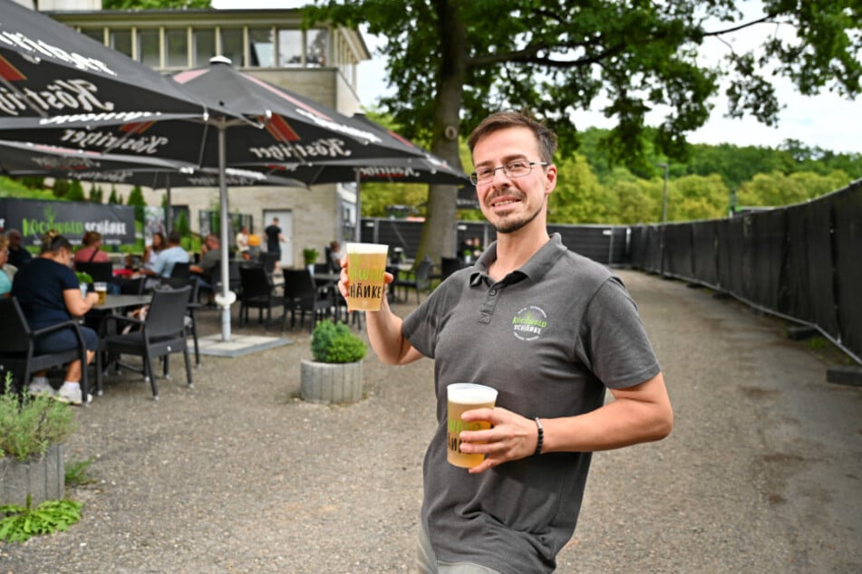 Dominik Luba (42) freut sich auf sonnigere Tage in der Küchwaldschänke.