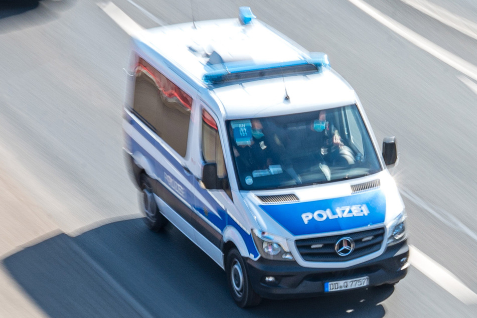 Die Polizei raste dem Flüchtigen rund zehn Kilometer lang hinterher. (Symbolbild)