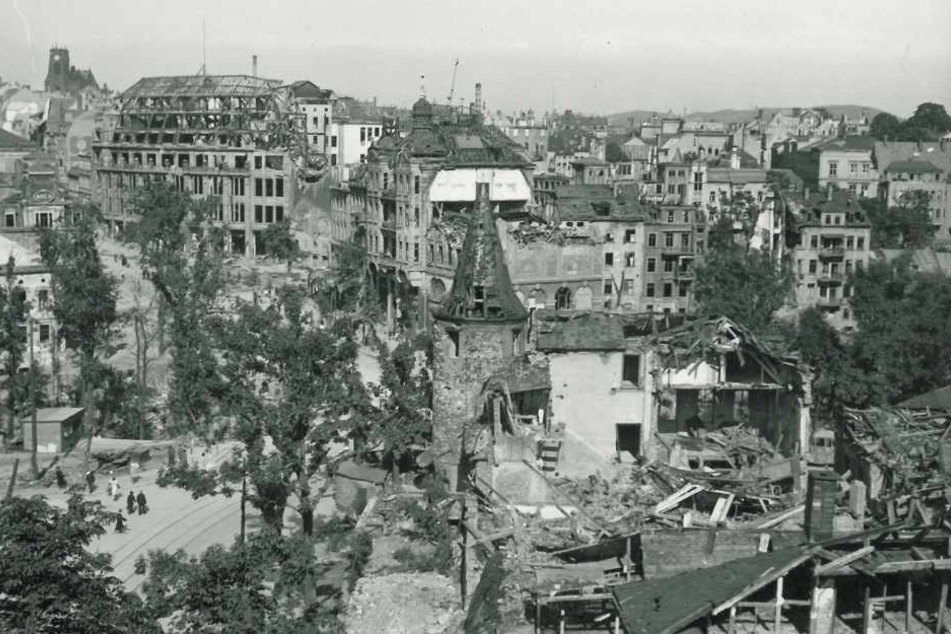 Die Alliierten warfen im Krieg fast 50.000 Bomben auf Plauen und zerstörten die Stadt.