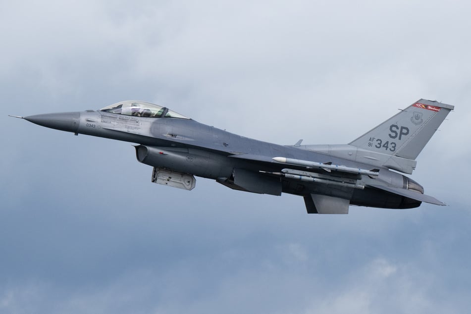 Eine F-16-Staffel ist in Spangdahlem beheimatet. (Symbolbild)