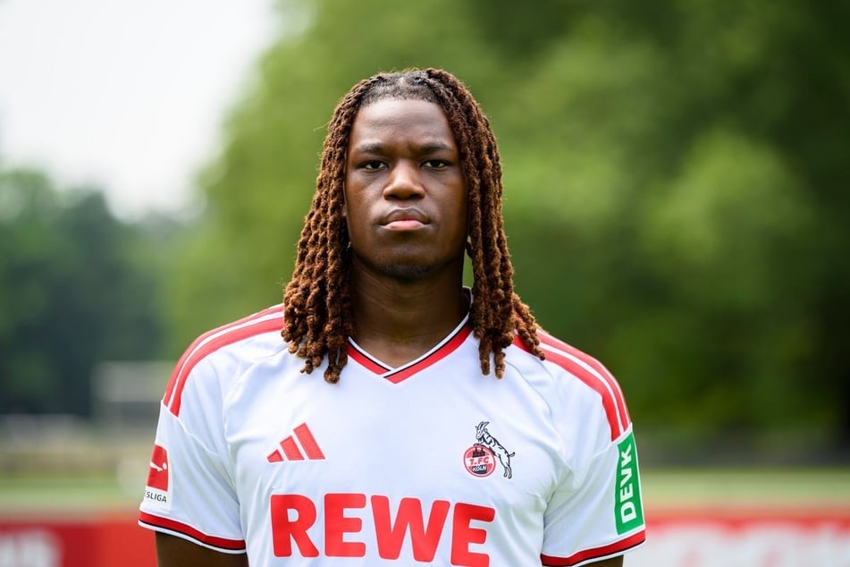 Die vergangenen eineinhalb Jahre kickte Elias Bakatukanda (22) per Leihe für Blau-Weiß Linz in Österreich.