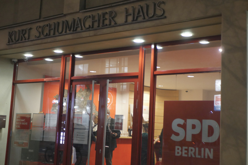 Die Ausstellung findet in der Landesgeschäftsstelle der Berliner SPD statt.