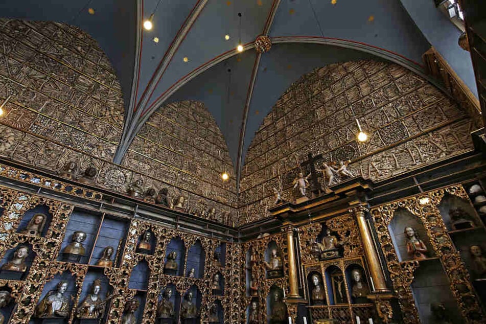 Die Reliquien sind bis zu 1000 Jahre alt.