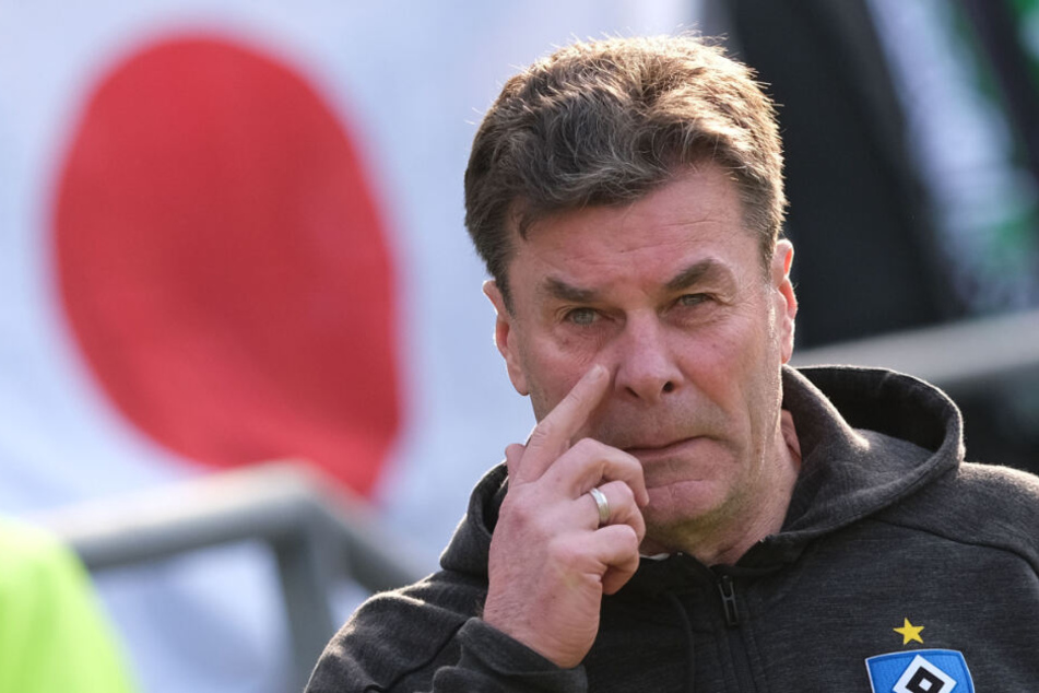 Dieter Hecking warnt vor dem FC St. Pauli. (Archivbild)