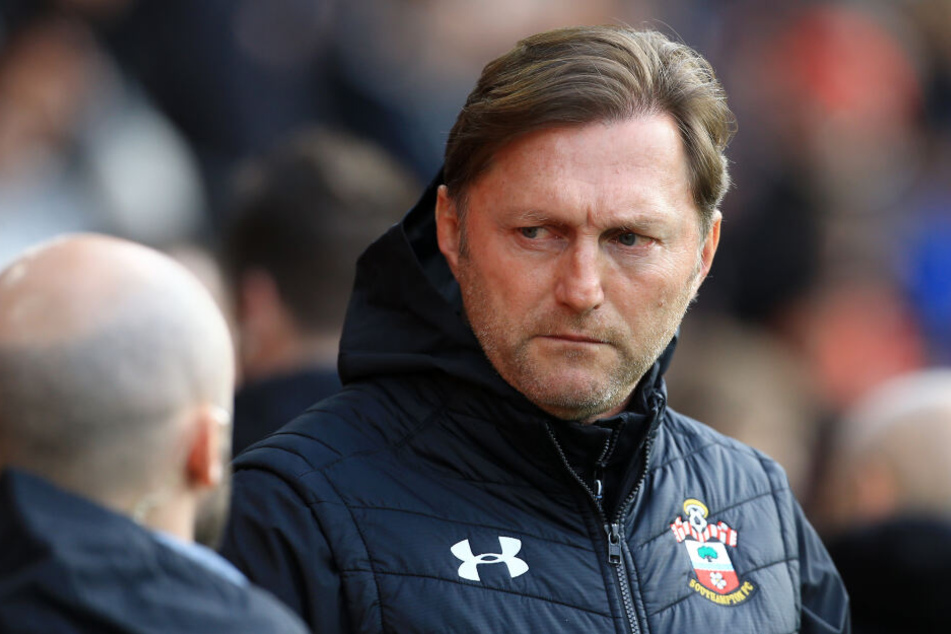 Ralph Hasenhüttl trainiert den FC Southampton seit 6. Dezember 2018, verhinderte den Abstieg in die Championship, steckt jetzt aber wieder im Keller fest.