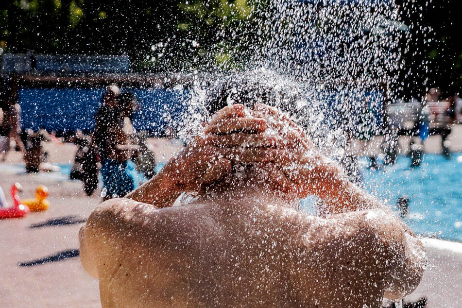 In den kommenden Tagen kann so eine Abkühlung im Freibad sicher nicht schaden.
