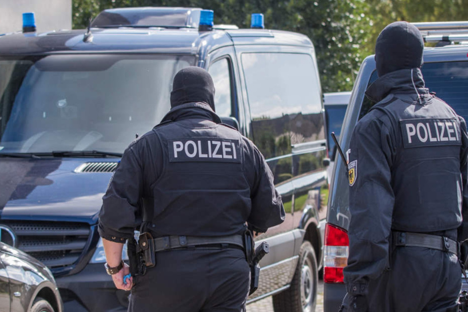 Nach der Festnahme sitzt der Syrer nun in U-Haft. (Symbolbild)