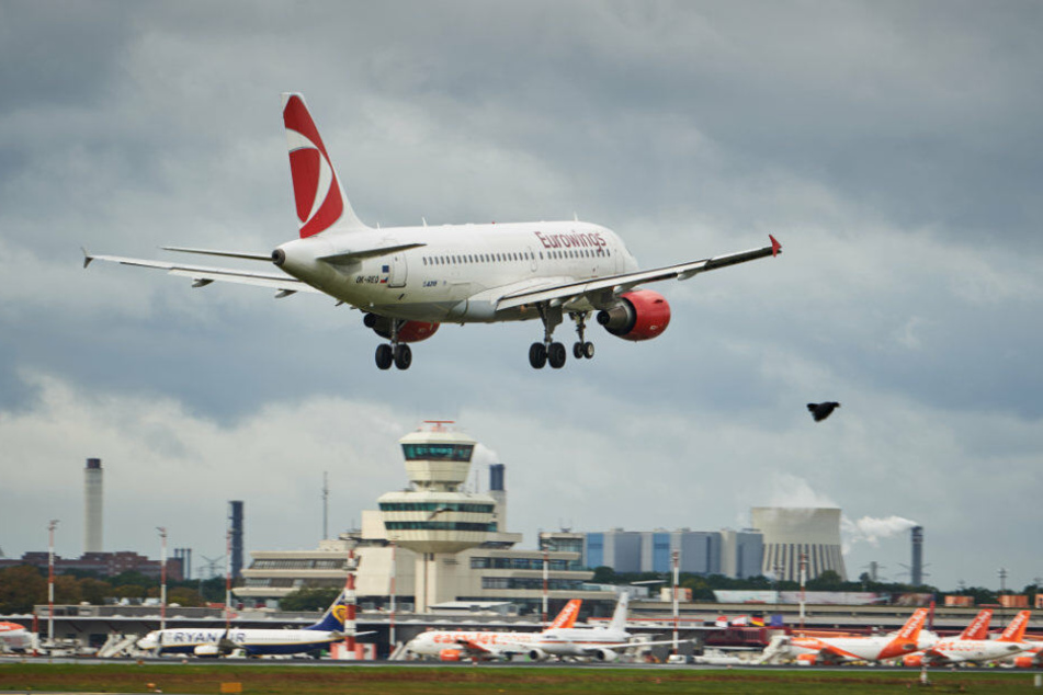 Eine Drohne hatte keine Auswirkungen auf die Abläufe in Tegel. (Symbolbild)