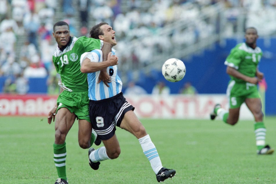 Als Spieler nahm Michael Emenalo mit der nigerianischen Nationalmannschaft an der WM 1994 teil.