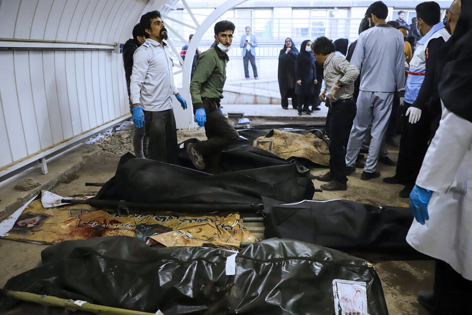 84 Tote: Islamischer Staat übernimmt Verantwortung für Terror im Iran