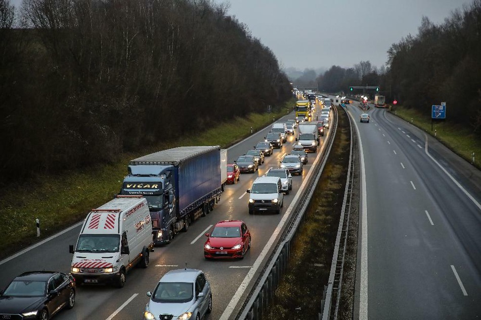 Die aktuelle Verkehrslage. Alle Staumeldungen für Hessen