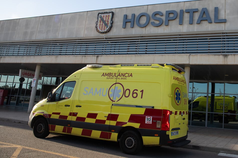 Der deutsche Urlauber (37) wurde zur Untersuchung ins Krankenhaus gebracht. (Symbolfoto)