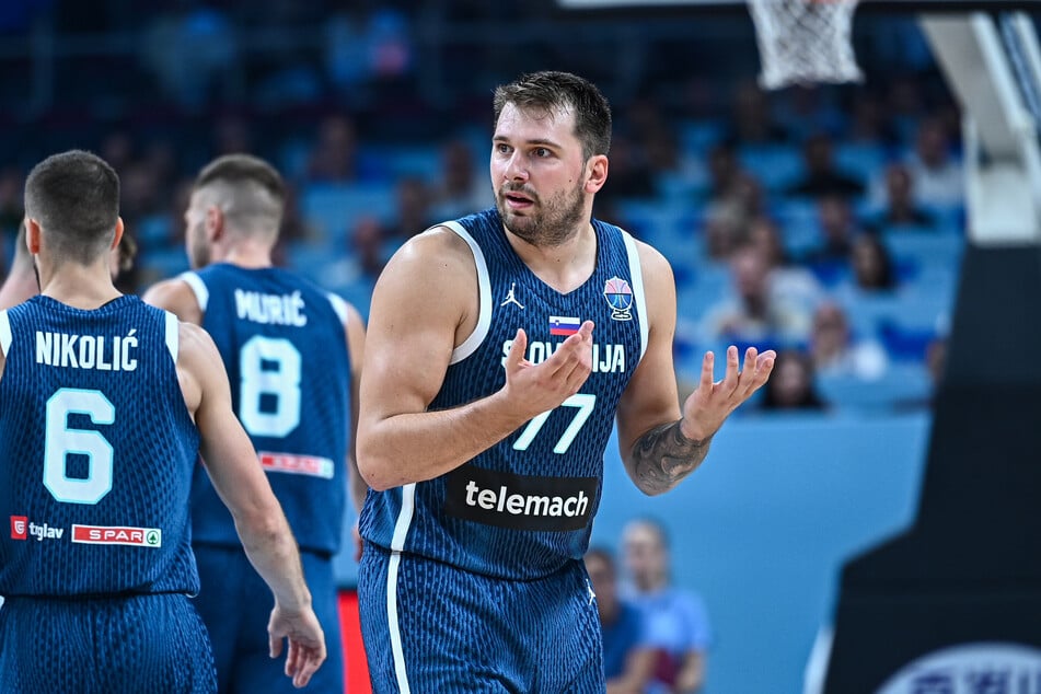 Luka Doncic (26) volvió a ser el hombre sobresaliente para Eslovenia, pero también