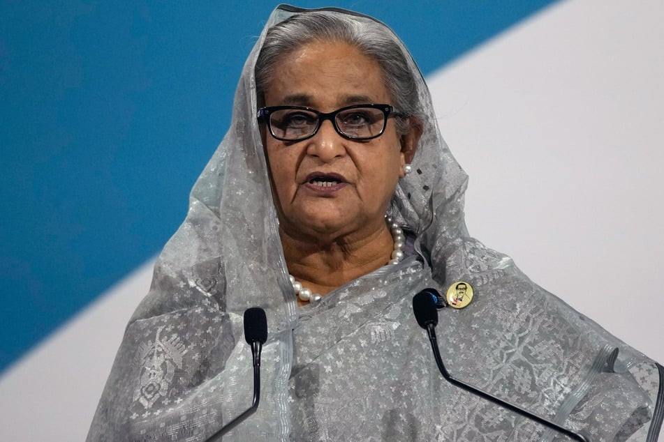Bangladeschs frühere Ministerpräsidentin Sheikh Hasina (78) floh nach den Ausschreitungen ins Nachbarland Indien.