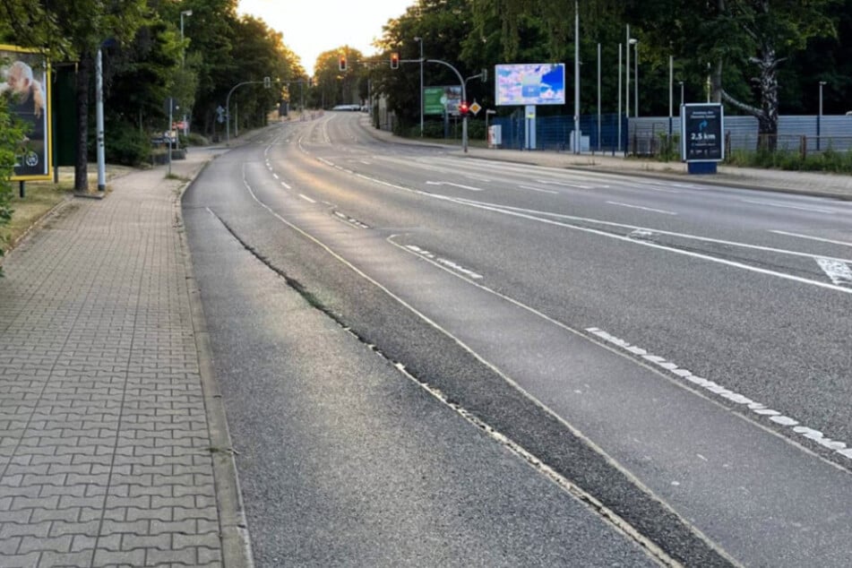 Gefährlich: Der 32-Jährige rannte auf der vierspurigen Leipziger Straße umher.