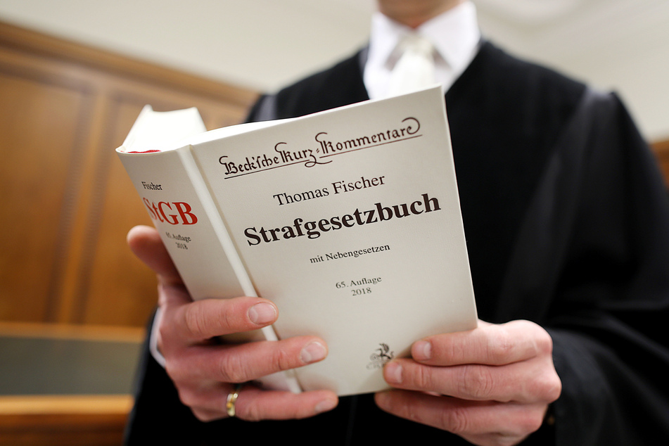 "Pulverschreck" von Köln muss zwei Jahre in den Knast