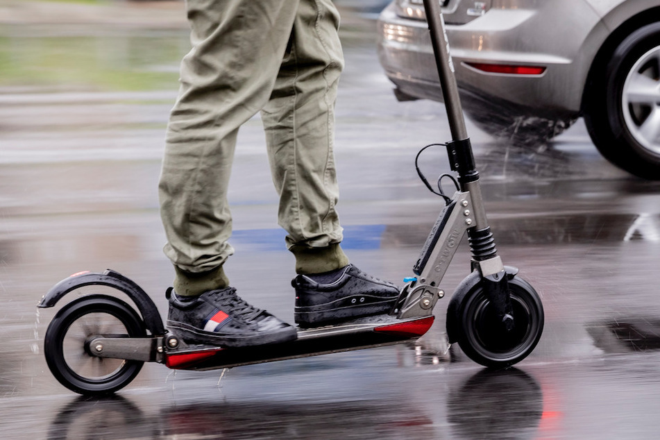 In Köln, Hamburg und Berlin fühlen sich Fußgänger besonders von E-Scootern gefährdet.