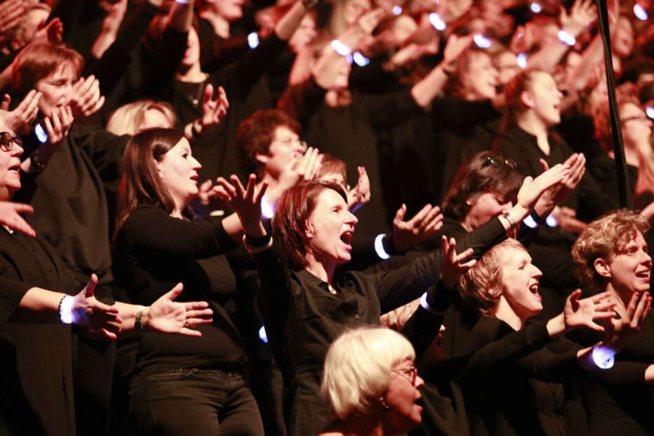 Der Musical-Chor bei der Uraufführung im Februar 2019 in Essen.