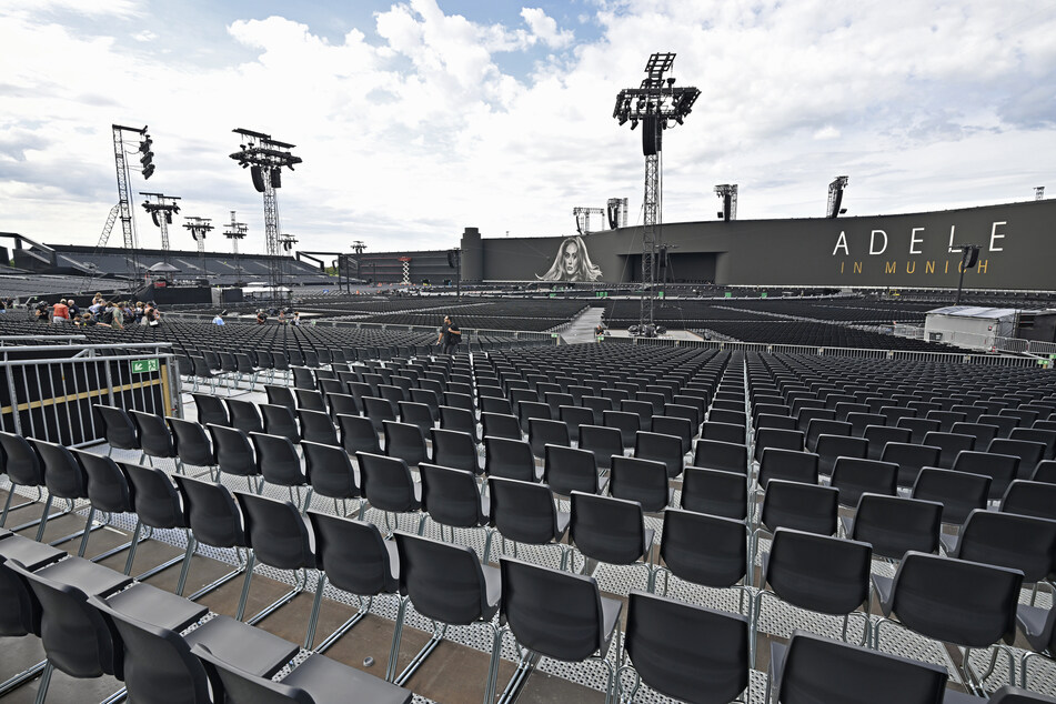 Ein absolutes Highlight: In der "Adele Arena" wurde eine 220 Meter lange und 17 Meter hohe Leinwand aufgebaut.