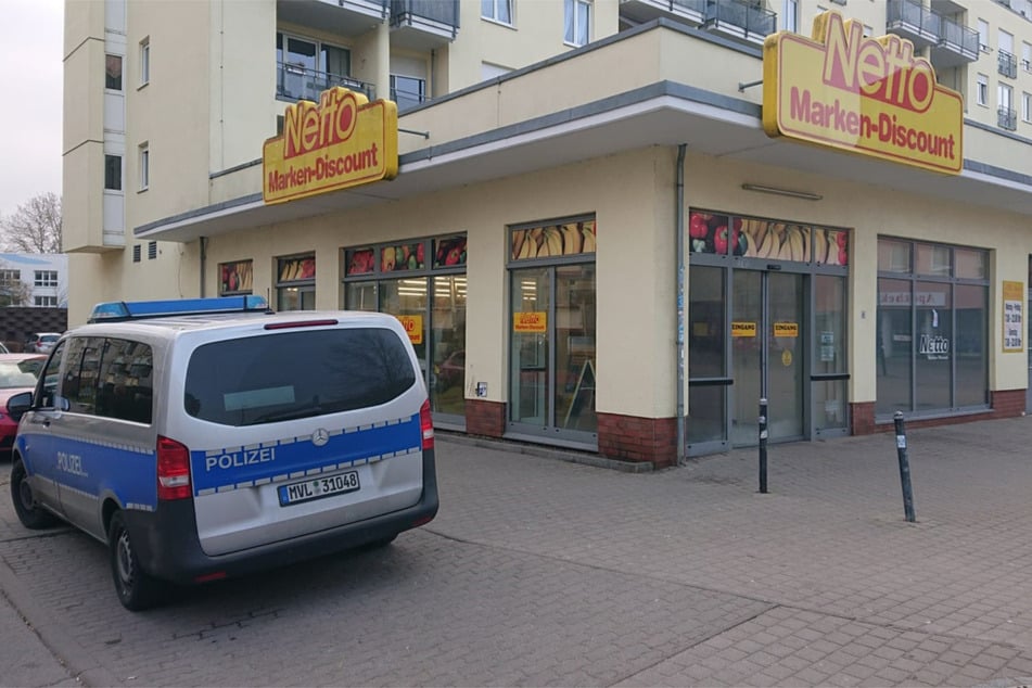 In einem Netto-Markt in Rostock ist es den zweiten Tag in Folge zu einem Polizeieinsatz gekommen. Der Discounter wurde jeweils von einem Langfinger heimgesucht.